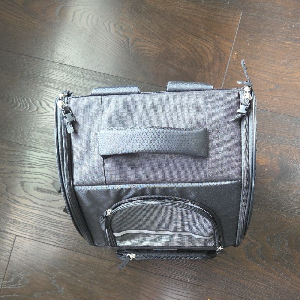 PetAmi Black Pet Carrier - Backpack - Picture 9 of 14